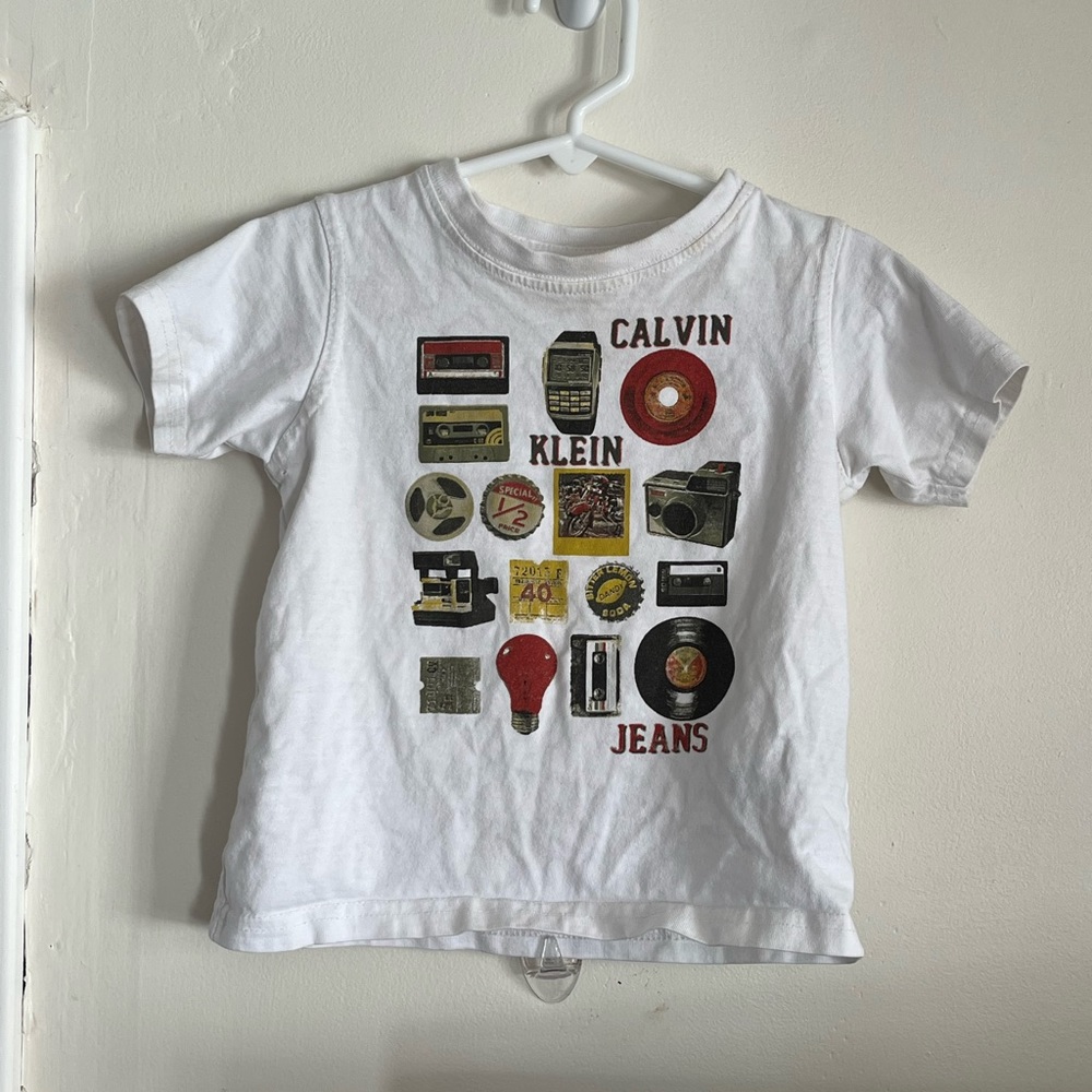 Calvin Klein Jeans baby tee!